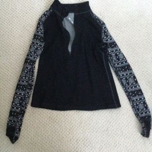 Stretchy fabric pullover